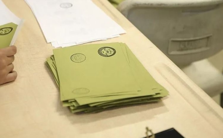 31 Mart seçim günü resmi tatil mi? Pazar günü çalışanlar mesai alacak mı? 2024 resmi tatil olan yerler...