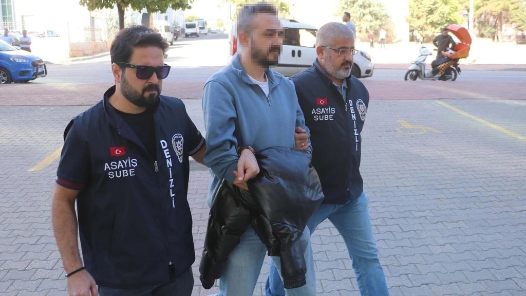 Denizli’deki dolandırıcılar dünyaya açıldı! 200 milyon euroluk vurgun yapan çete üyeleri kırmızı bültenler aranıyor