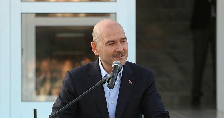 Bakan Soylu İzmir’deki deprem sonrası yaşadıklarını anlattı: Bir saat içinde oraya intikal ettik