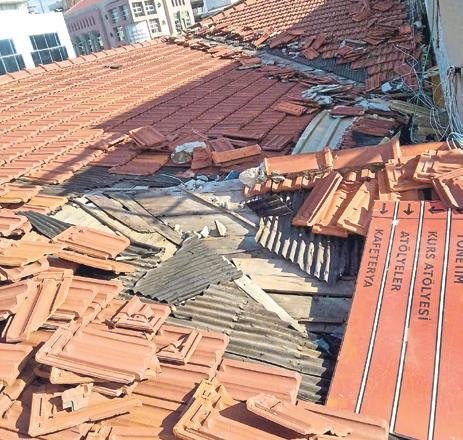 Büyük Kardiçalı Hanı’nda büyük talan