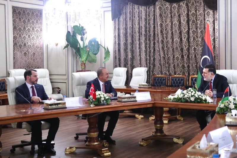 Dışişleri Bakanı Mevlüt Çavuşoğlu, Hazine ve Maliye Bakanı Berat Albayrak ve MİT Başkanı Hakan Fidan Libya’da.