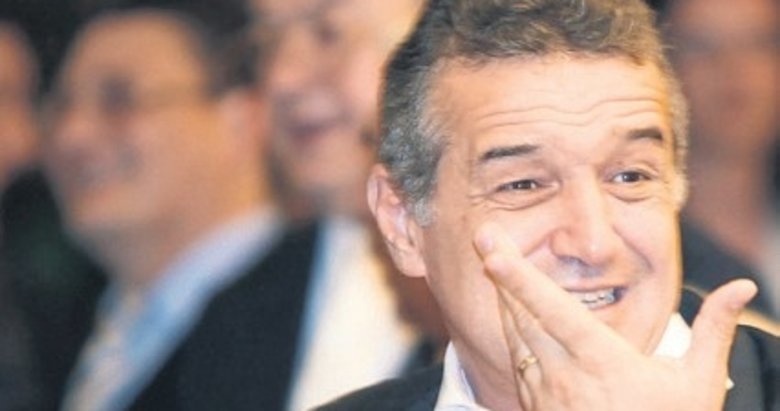 FCSB Başkanı Becali üç oyuncuyu kovdu