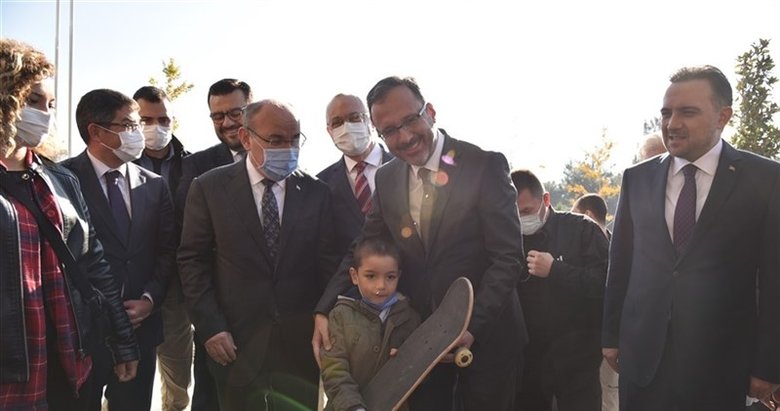 Hamza havalara uçtu!