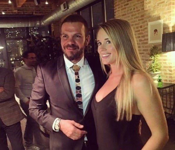 Tolga Karel babasının cenazesinde yoktu! Ama arkasında bırakıp gittiği oğlu oradaydı