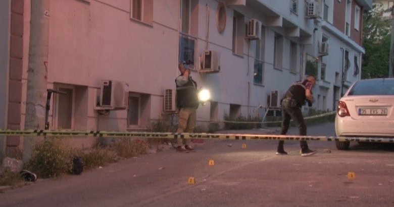 İzmir’deki sokak tartışması kanlı bitti: 1 ölü!