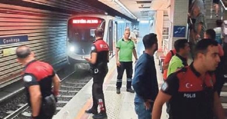 Metro raylarına atlayan adam ağır yaralandı
