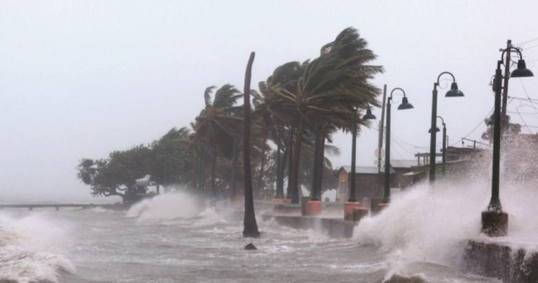 Meteoroloji’den İzmir’in doğusu için rüzgar ve fırtına uyarısı
