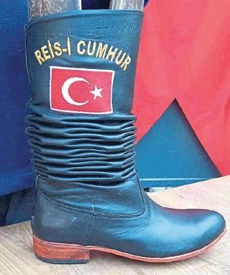 Son çizme ustasından Erdoğan’a özel hediye