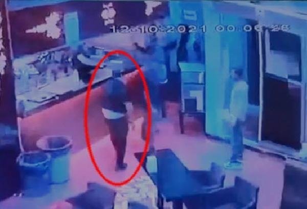 İzmir’de gece kulübünde kanlı kavga! Silahlar çekildi