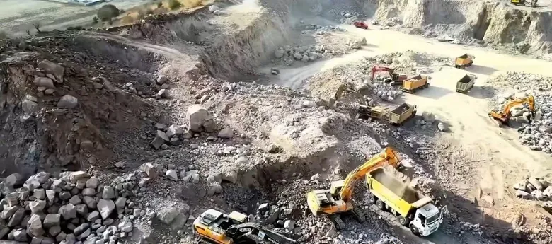 izmirde-3-bin-500-kisiye-istihdam-imkani-bakan-yumakli-paylasti-1784539378242.jpeg