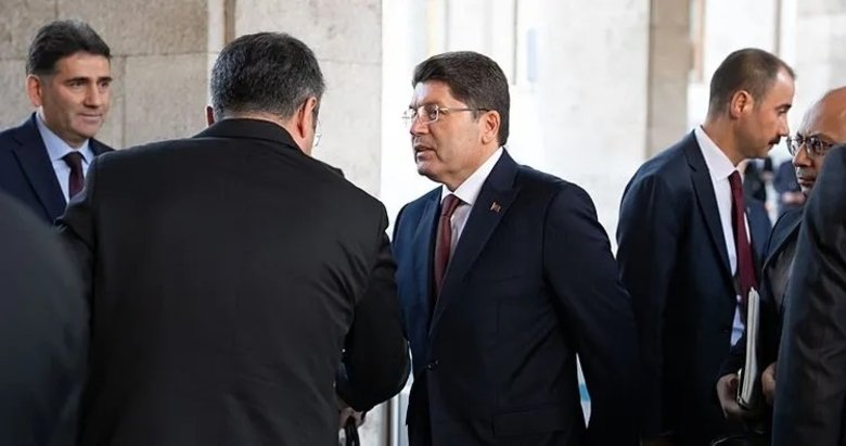 Adalet Bakanı Tunç’tan Terörsüz Türkiye açıklaması: Türkiye tarihi bir süreçten geçiyor