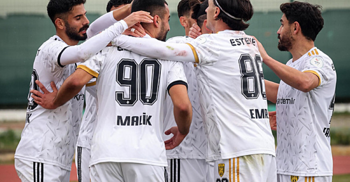 Aliağa FK şampiyonluk yolunda