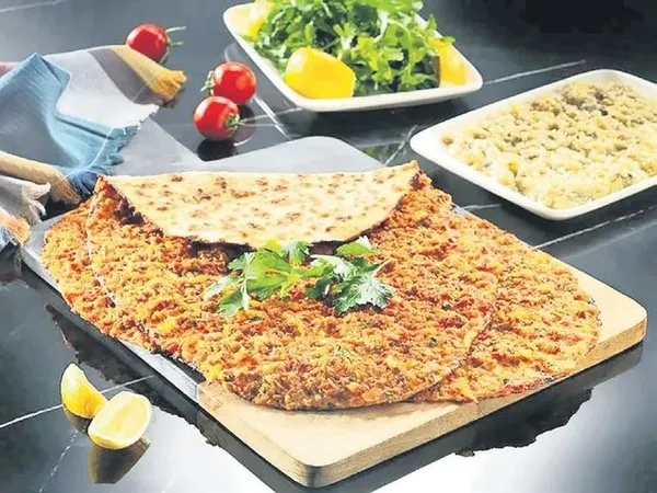 bodrumda-cep-yakmayan-tatil-plaj-ucretsiz-lahmacun-125-tl-1783231040239.jpeg