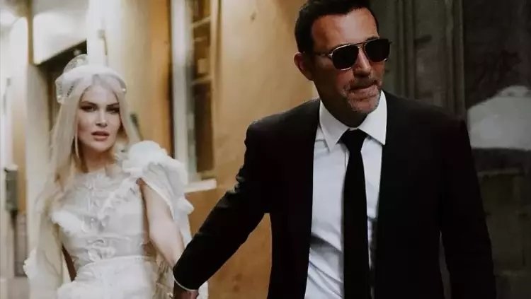 Tutku dolu başlayan evlilik bitti! Mustafa Sandal ve eşi Melis Sütşurup ayrıldı