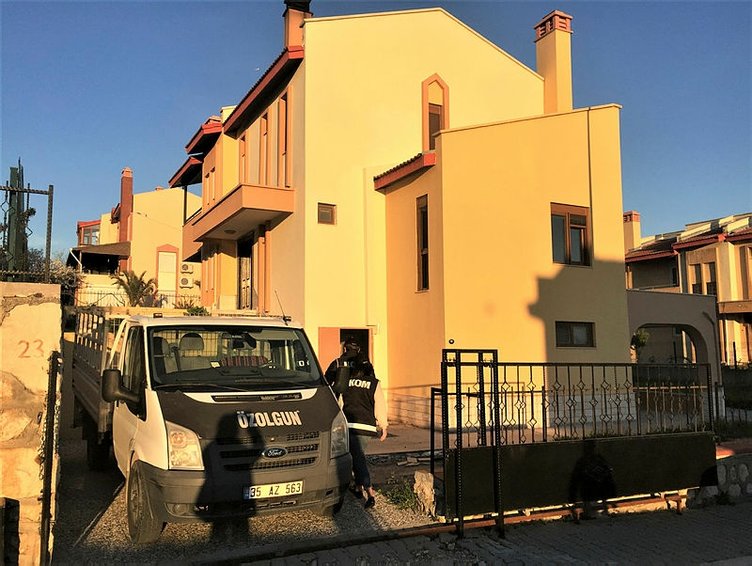 İzmir’de operasyon! Villayı elektronik sigara imalathanesine çevirmişler