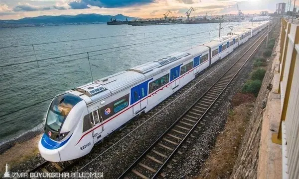 izmirde-toplu-ulasima-kis-tarifesi-metro-tramvay-eshot-izdeniz-sefer-araliklari-artti-1789208023131.jpeg