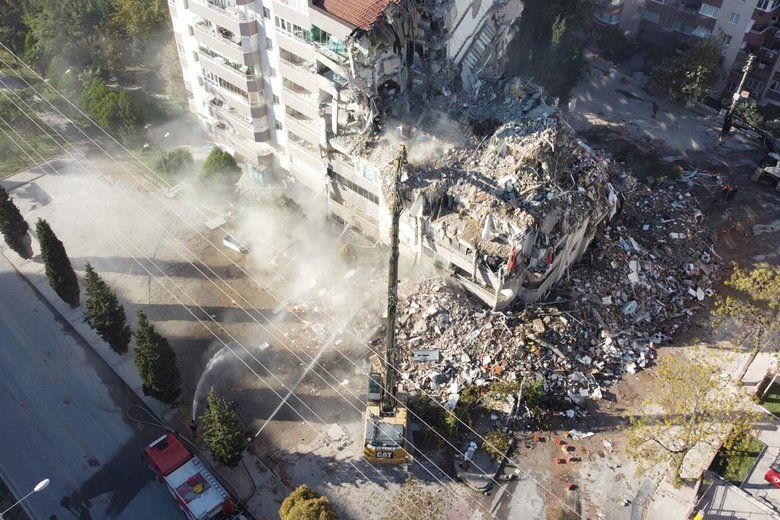 İzmir’deki depremde yıkılmıştı! CHP’li belediye görevlilerine 2’şer yıl hapis istemi