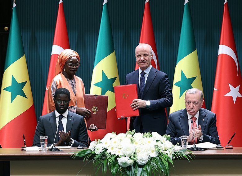 Senegal ile 5 anlaşmaya imza! Başkan Erdoğan: Ticaret hacmi 500 milyon dolara yaklaştı