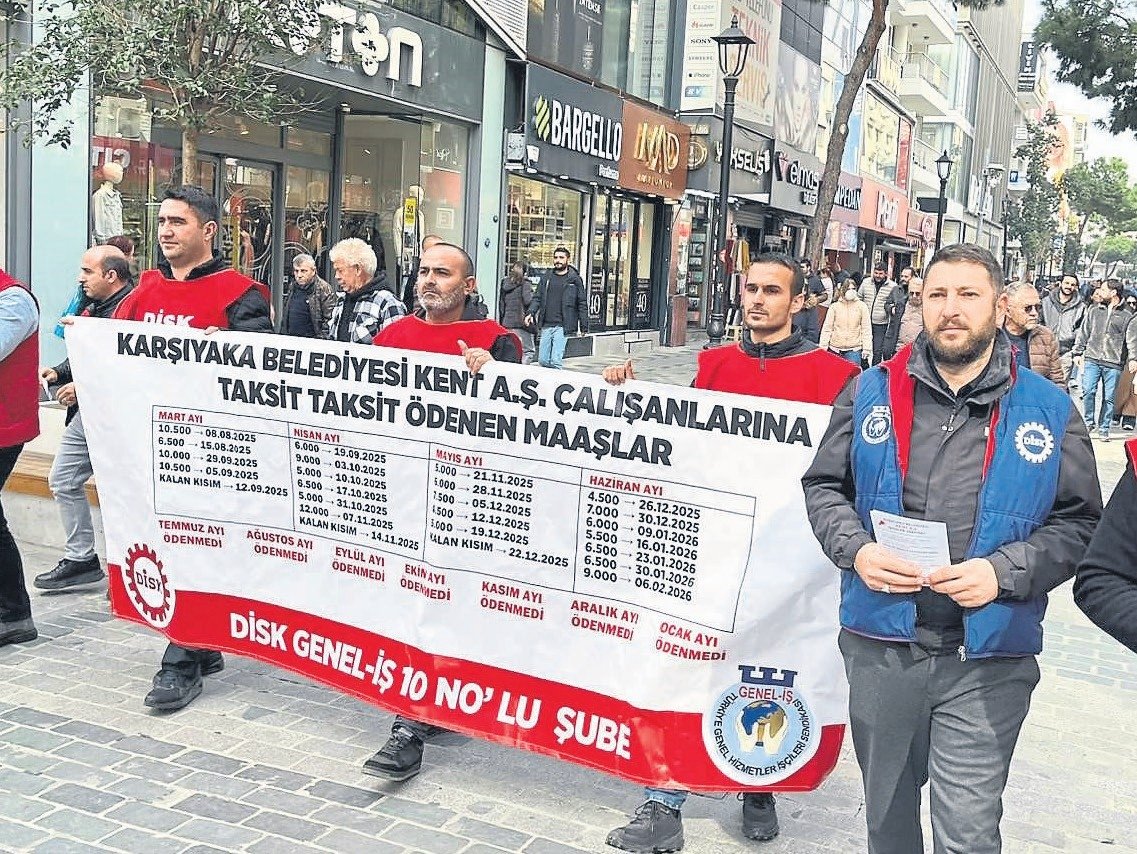 Karşıyaka ve Buca Belediyesi işçileri haklarını alamıyor