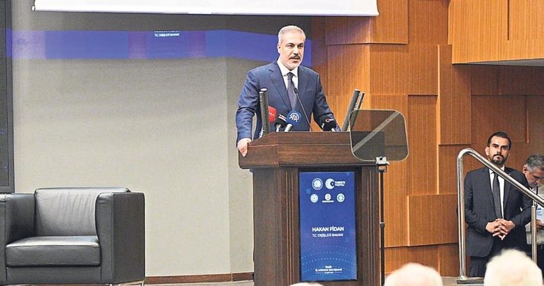 İzmir’i dünya şehri yapmak istiyoruz