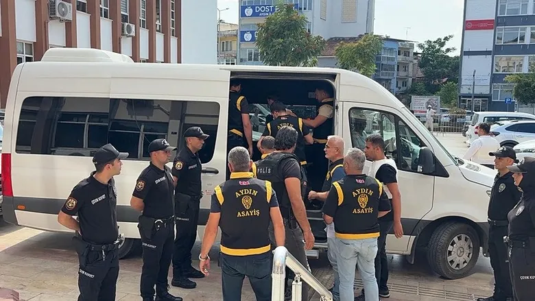 aydindaki-telefon-cinayetinde-kanli-pusunun-detaylari-ortaya-cikti-meger-azmettirici-arabada-bekleyip-1786717466337.jpeg
