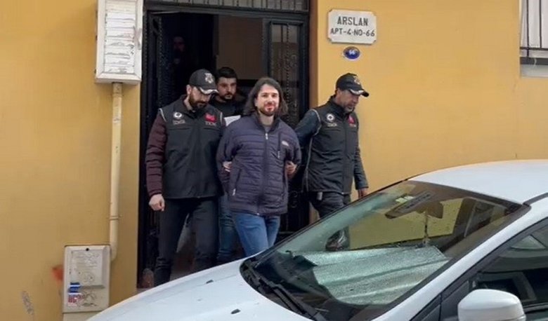 İzmir merkezli 4 ilde FETÖ’ye ’Gazi Turgut Aslan’ Operasyonu! Çok sayıda gözaltı kararı