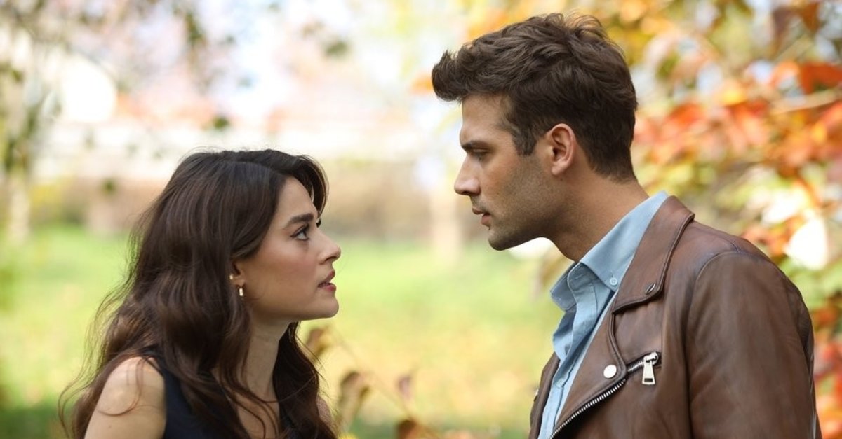 Aynadaki Yabancı'da maskeler düşüyor!