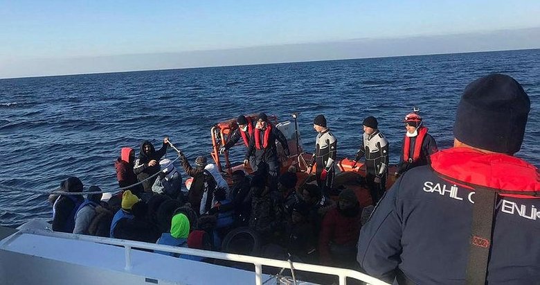 İzmir’de 75 kaçak göçmen yakalandı