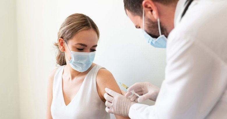 Koronavirüs geçirenler hangi aşıyı olmalı? Sinovac mı BioNTech mi?