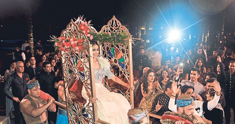 Antalya’da ‘Hint Düğünü’ çılgınlığı
