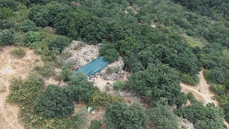 canakkaledeki-86-bin-yillik-inkaya-magarasinda-dikkat-ceken-kesif-bu-dunyadaki-nadir-orneklerden-biri-1791097968630.jpeg