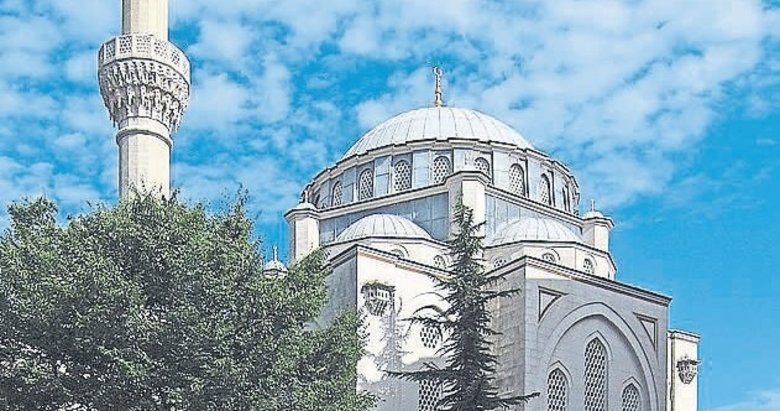 Tokyo Camii’nin halıları Demirci’den