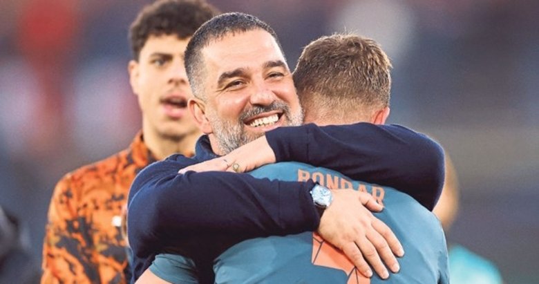 Arda Turan’dan tarihi başarı geldi