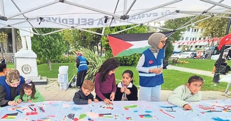 Manisa’da Filistinli Çocuklar İçin Çiz etkinliği düzenlendi