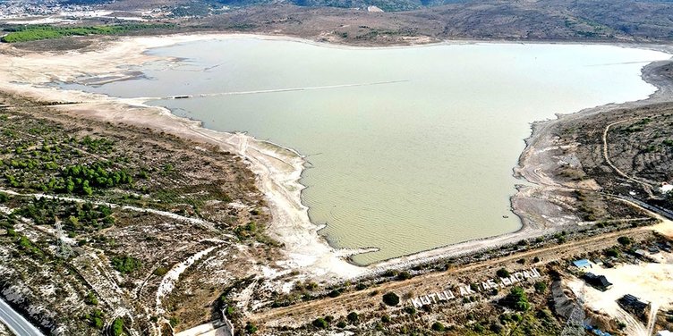 İzmir Çeşme’de su krizi: Belediye yasakları devreye aldı