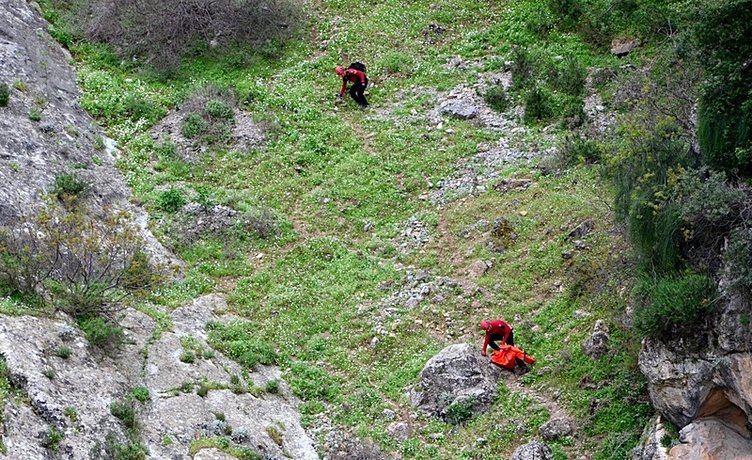 Manisa’da korkunç olay! Spil Dağı’nda çürümüş erkek cesedi bulundu