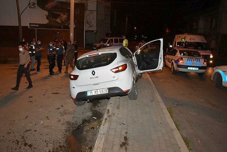 Polisin üzerine otomobilini süren alkollü sürücü, kaza yapınca yakalandı