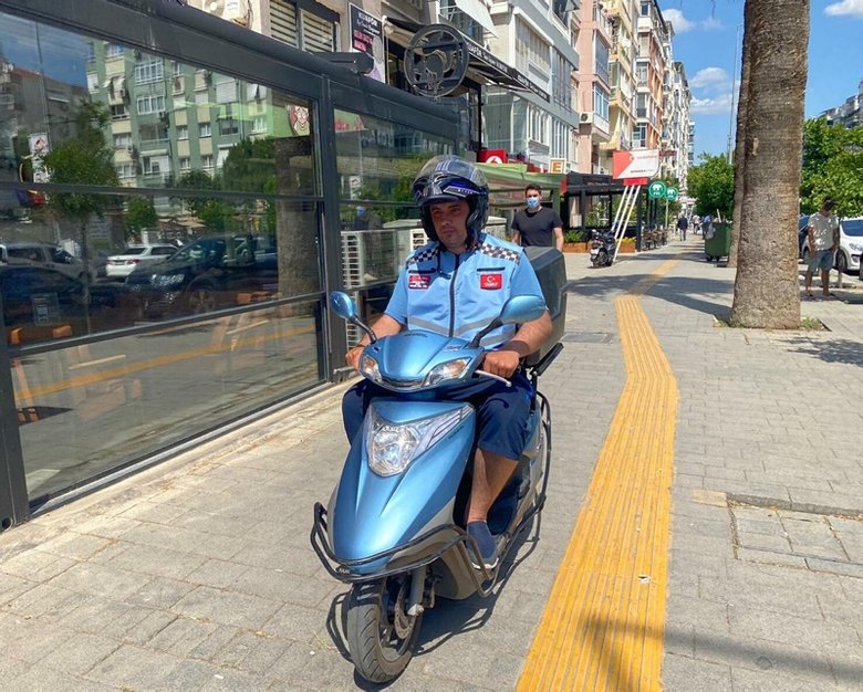 Motosikletli kuryeleri koronavirüs değil kazalar öldürüyor