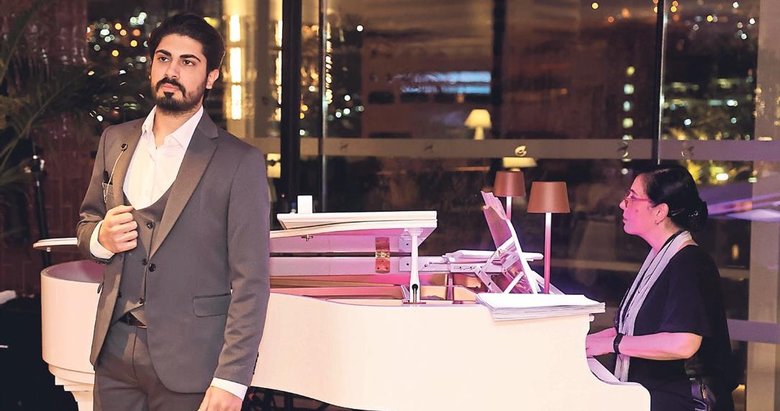 Napolitenler eşliğinde İtalyan gecesi