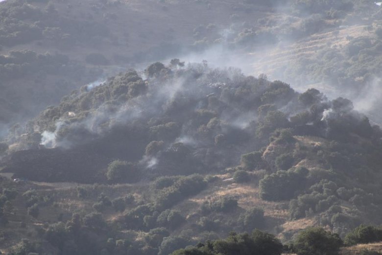 Kaynaktan çıkan kıvılcım 50 dönüm araziyi yaktı