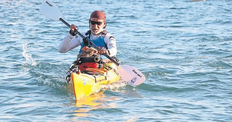 Kanoyla çıktığı yolculukta 83 gün sonra Bodrum’a ulaştı