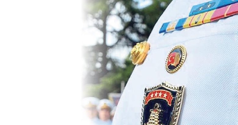 Bildiri yayımlayan amirallere 12 yıl hapis istemi