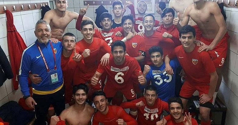 Kayserispor Un Gencleri Goztepe Yi Maglup Etti Spor Haberleri