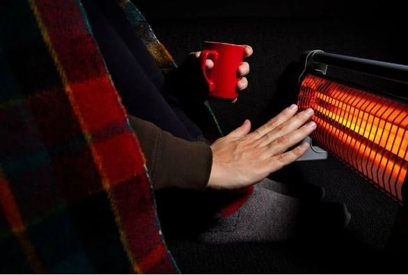 Evi sıcak tutmak için bu yolları deneyin! İşte kışın evinizi sıcacık yapacak yöntemler...