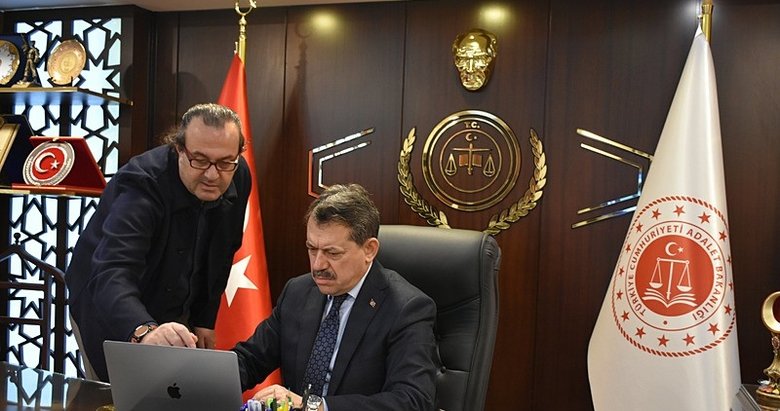 İzmir Cumhuriyet Başsavcısı Yeldan’dan Yılın Kareleri oylaması