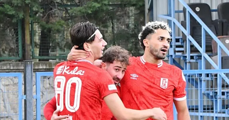 Balıkesirspor’un çıkışı sürüyor