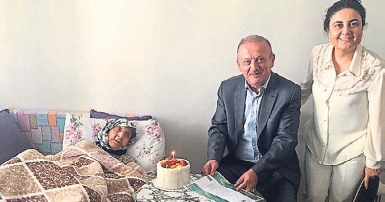 Denizli’nin asırlık çınarı yaşama gözlerini yumdu