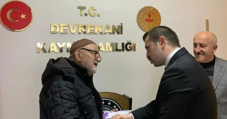 Yaşlı amca emekli maaşından kalan paraları depremzedeler için gönderdi