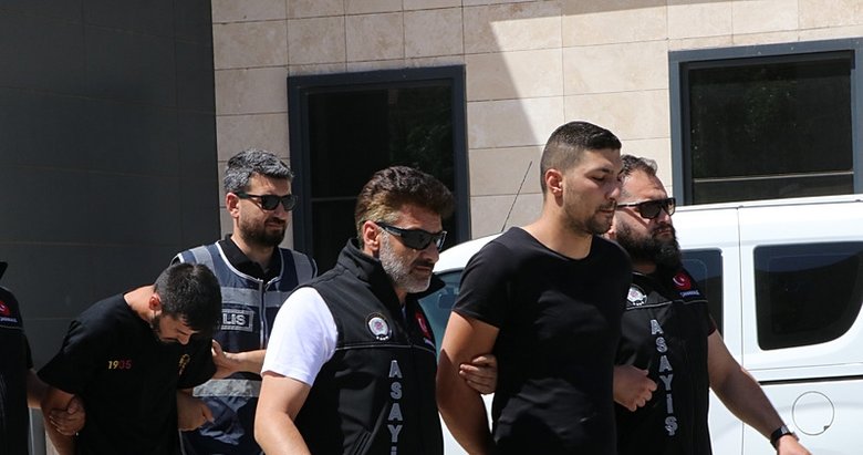 Çanakkale’de damat vahşeti! Kayınpederini öldürdü, karısı dahil 4 kişiyi bıçakladı