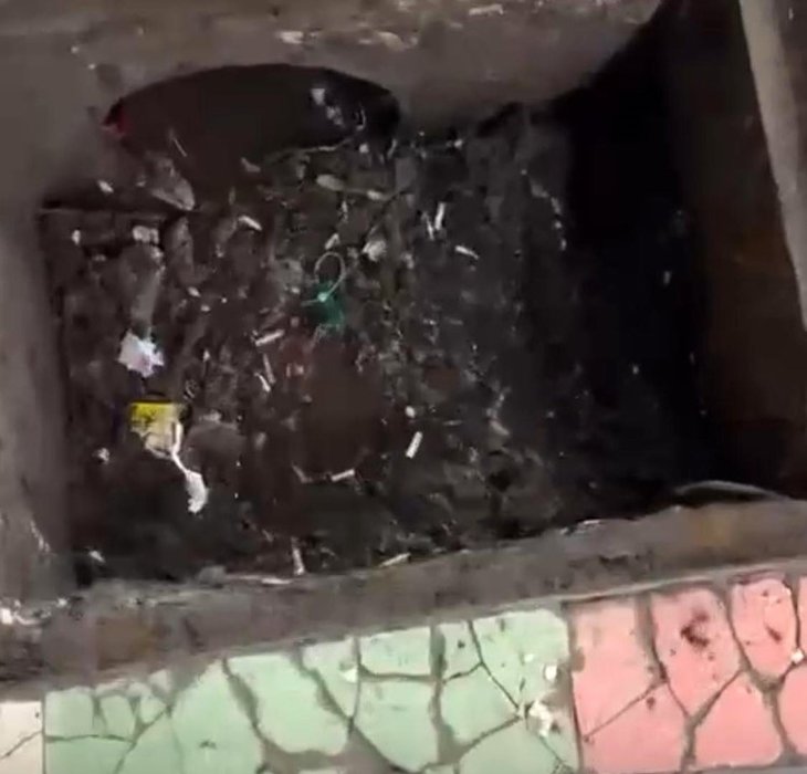 Turizm merkezi Marmaris’i lağım kokusu sardı! Esnaf çileden çıktı